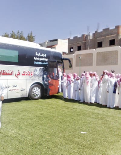 الطائف: العيادة المتنقلة لمكافحة التدخين والمخدرات تستقطب 29 ألفا خلال عام