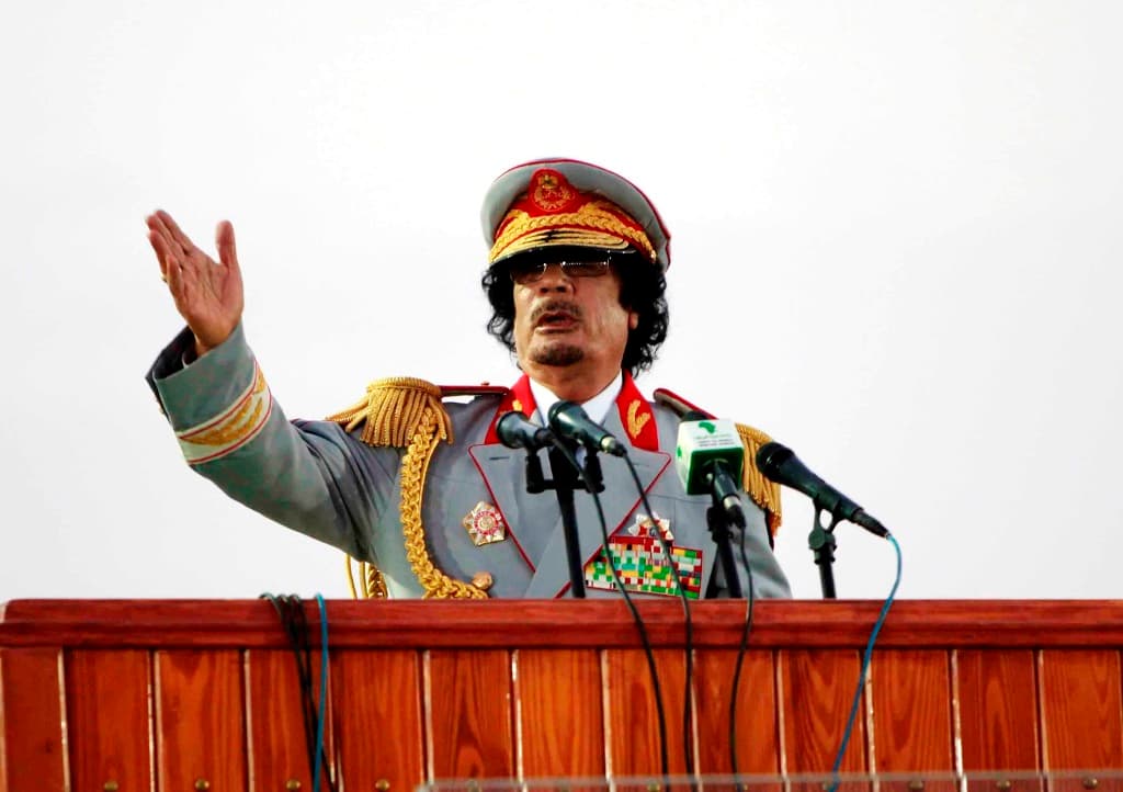 مقتل معمر القذافي بعد 42 عاما في الحكم