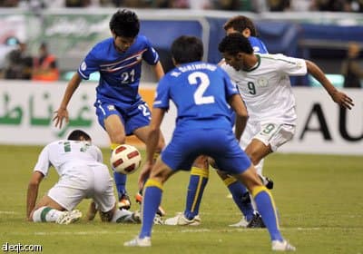 الأخضر يقترب من التأهل للتصفيات النهائية لكأس العالم بثلاثية في مرمى تايلاند
