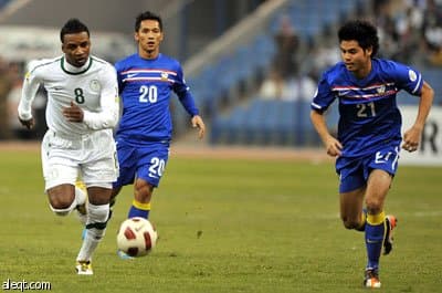 الأخضر يقترب من التأهل للتصفيات النهائية لكأس العالم بثلاثية في مرمى تايلاند
