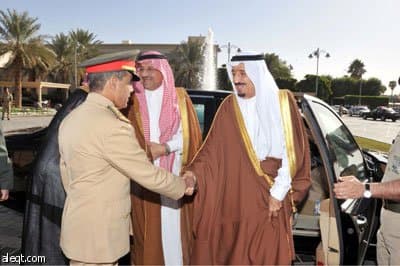 الأمير سلمان بن عبدالعزيز يباشر مهام عمله في وزارة الدفاع