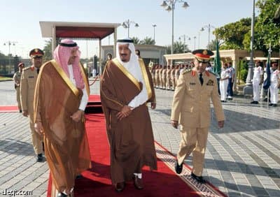 الأمير سلمان بن عبدالعزيز يباشر مهام عمله في وزارة الدفاع