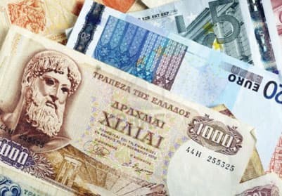 حالة اليونان تطرح بقوة فكرة التخلي عن اليورو