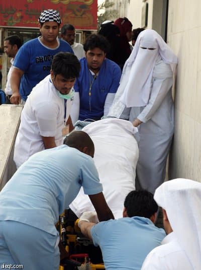 خالد الفيصل يعزي أسرتي المعلمتين ريم النهاري وغدير كتوعة..ونورة الفايز تزور المصابات