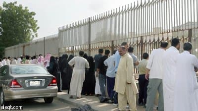 خالد الفيصل يعزي أسرتي المعلمتين ريم النهاري وغدير كتوعة..ونورة الفايز تزور المصابات