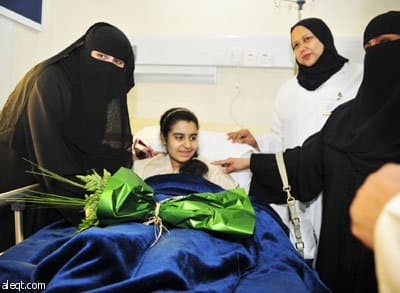 خالد الفيصل يعزي أسرتي المعلمتين ريم النهاري وغدير كتوعة..ونورة الفايز تزور المصابات