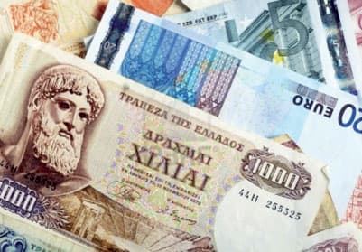 الخروج من منطقة اليورو لغز يصعب حله على أثينا وبروكسل