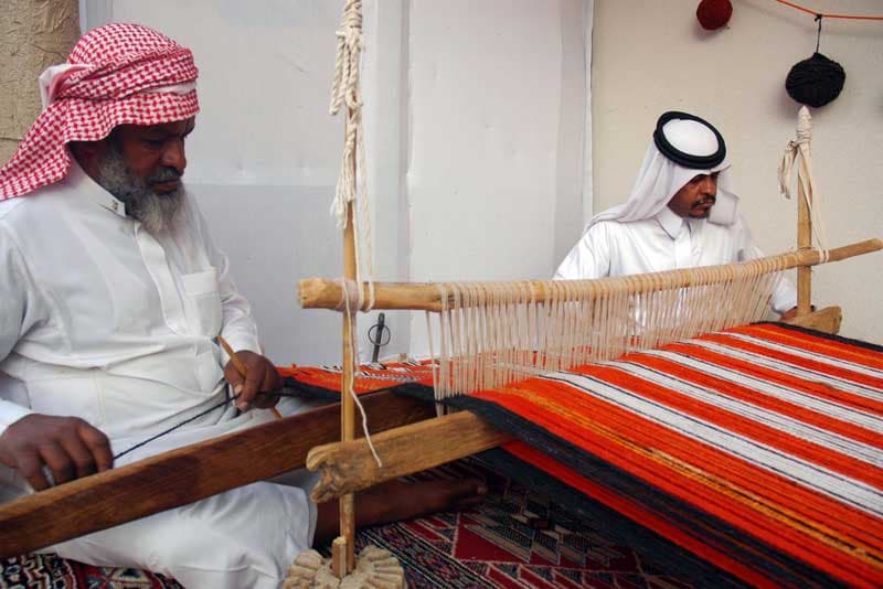 صناعة النسيج في نجران .. موروث شعبي وإنتاج عصري