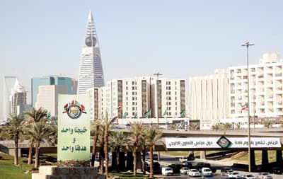 دول الخليج تتجه إلى اعتماد البطاقة الذكية هوية لمواطنيها في جميع التعاملات