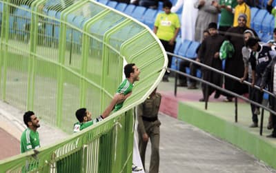 بـ 3 .. الأهلي «نصر» ووصافة