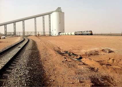 المالية: مسمى " قطار الشمال - الجنوب " لم يعد مطابقا للواقع