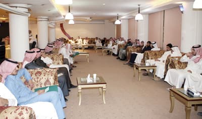 260 شاباً يوقعون عقود عمل مع 11 وكالة سفر وسياحة