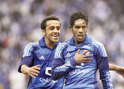 الهلال يثقب قلب الاتحاد