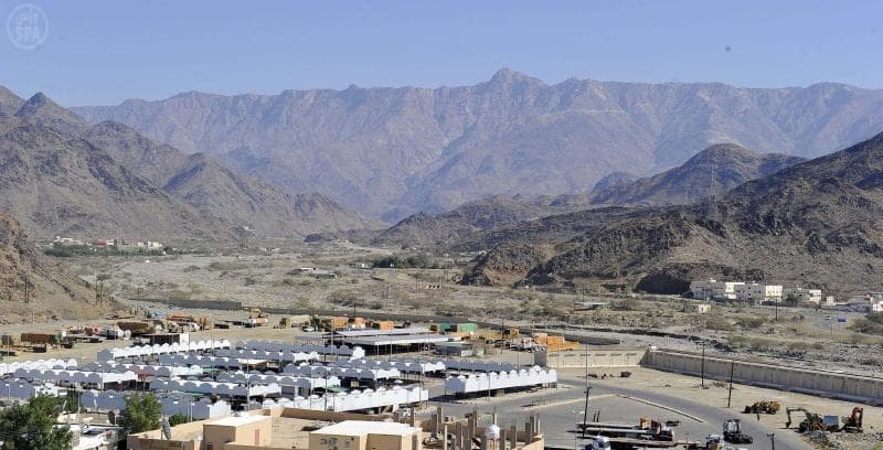 محافظة المخواة تستقطب السياح بجمالها واعتدال مناخها