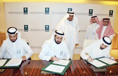 «مدن» توقع عقودا لإنشاء محطات تحويل كهربائية بـ 700 مليون ريال