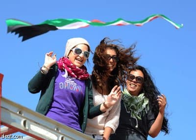 الكويتيون يحتفلون بذكرى اليوم الوطني ويوم التحرير والتي توافق 25 و 26 فبراير