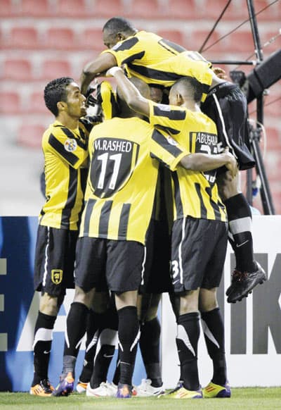 الاتحاد.. 6 على 6