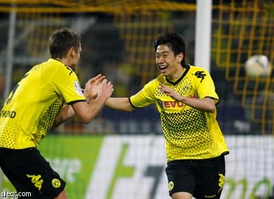 دورتموند يتعادل 4-4 مع شتوتجارت في مباراة مثيرة في الدوري الألماني