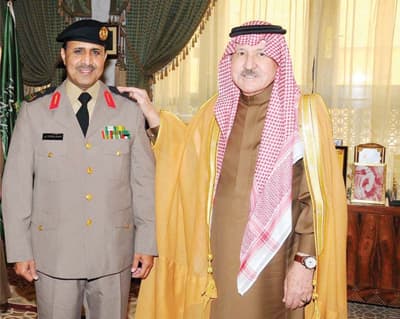 أمير الرياض يقلد السبيعي رتبة لواء