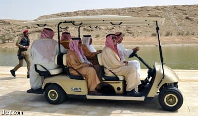 أمير الرياض يفتتح مشروع التأهيل البيئي لكل من واديي نمار ولبن