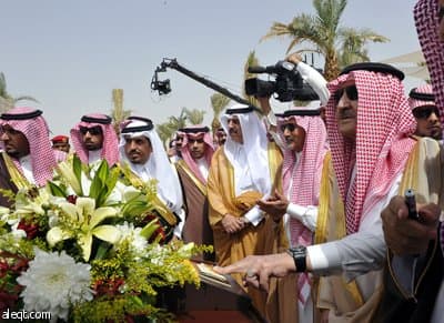أمير الرياض يفتتح مشروع التأهيل البيئي لكل من واديي نمار ولبن