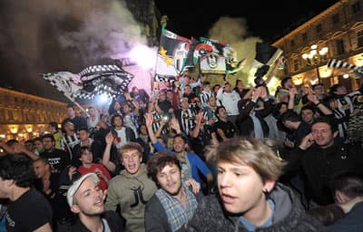 اليوفي يستعيد أمجاده ويتوج بلقب الدوري الإيطالي