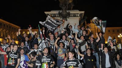 اليوفي يستعيد أمجاده ويتوج بلقب الدوري الإيطالي