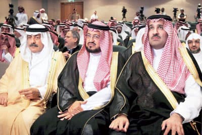 وزير الدفاع: كل القبائل والأقاليم في السعودية يدٌ واحدة - فيديو
