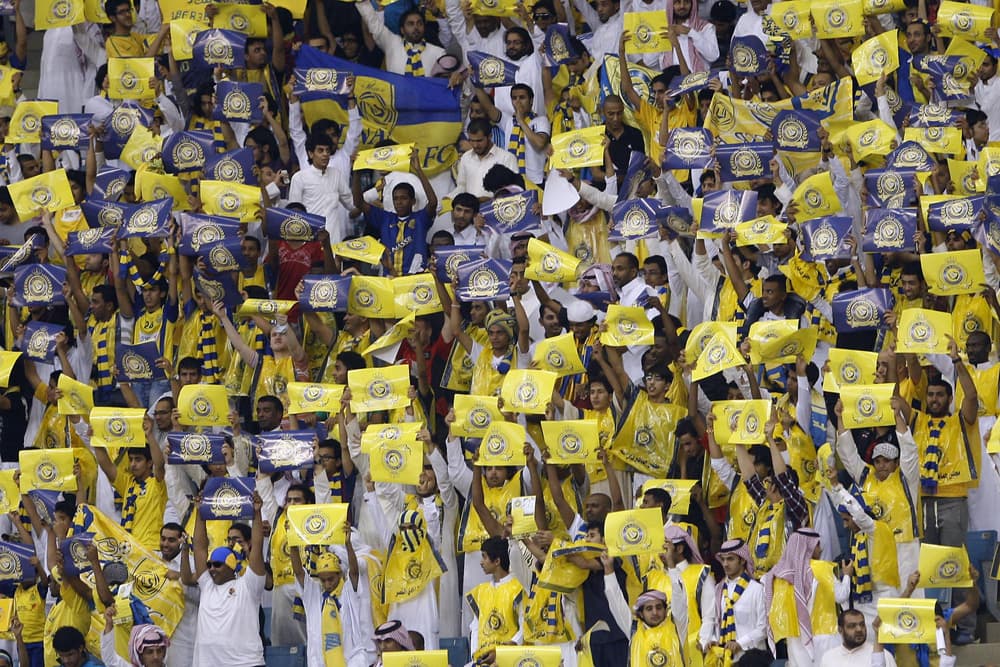 شمس النصر تشرق من درة الملاعب