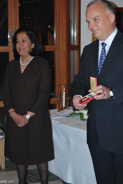 لبنى العليان أول امرأة سعودية تنال الوسام الملكي السويدي