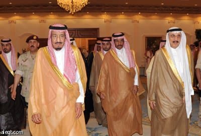 وزير الدفاع يتفقد القطاعات العسكرية في جازان