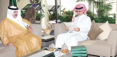 الوليد بن طلال يستقبل سفير قطر