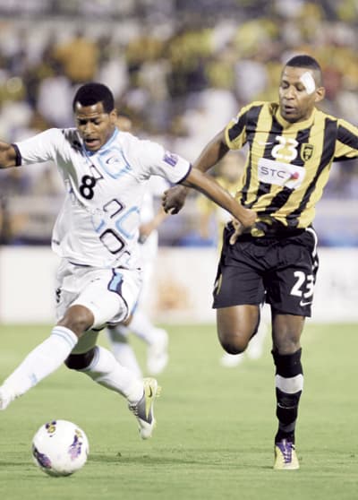 كالديرون: في «الواقع» الهلال سيكسبنا.. سنقاتل