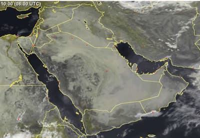 استمرار الأتربة على شمال المملكة ووسطها وسحب ركامية على المرتفعات الجنوبية