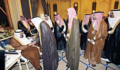 الملك: ما أنا إلا خادم للعالمين الإسلامي والعربي - فيديو