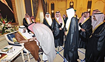 الملك: ما أنا إلا خادم للعالمين الإسلامي والعربي - فيديو