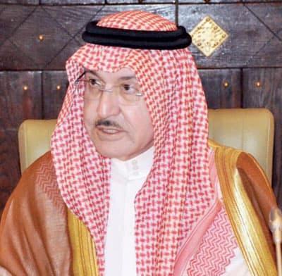 أمير الرياض يوجه باعتماد خطة جديدة لتنظيم دخول الشاحنات