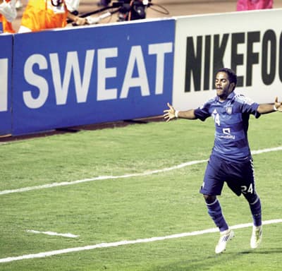 الهلال والاتحاد.. «بيضوا الوجه»