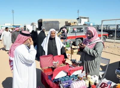«سوق الأربعاء».. مصدر رزق و«تاريخ» توارثه الأحسائيون