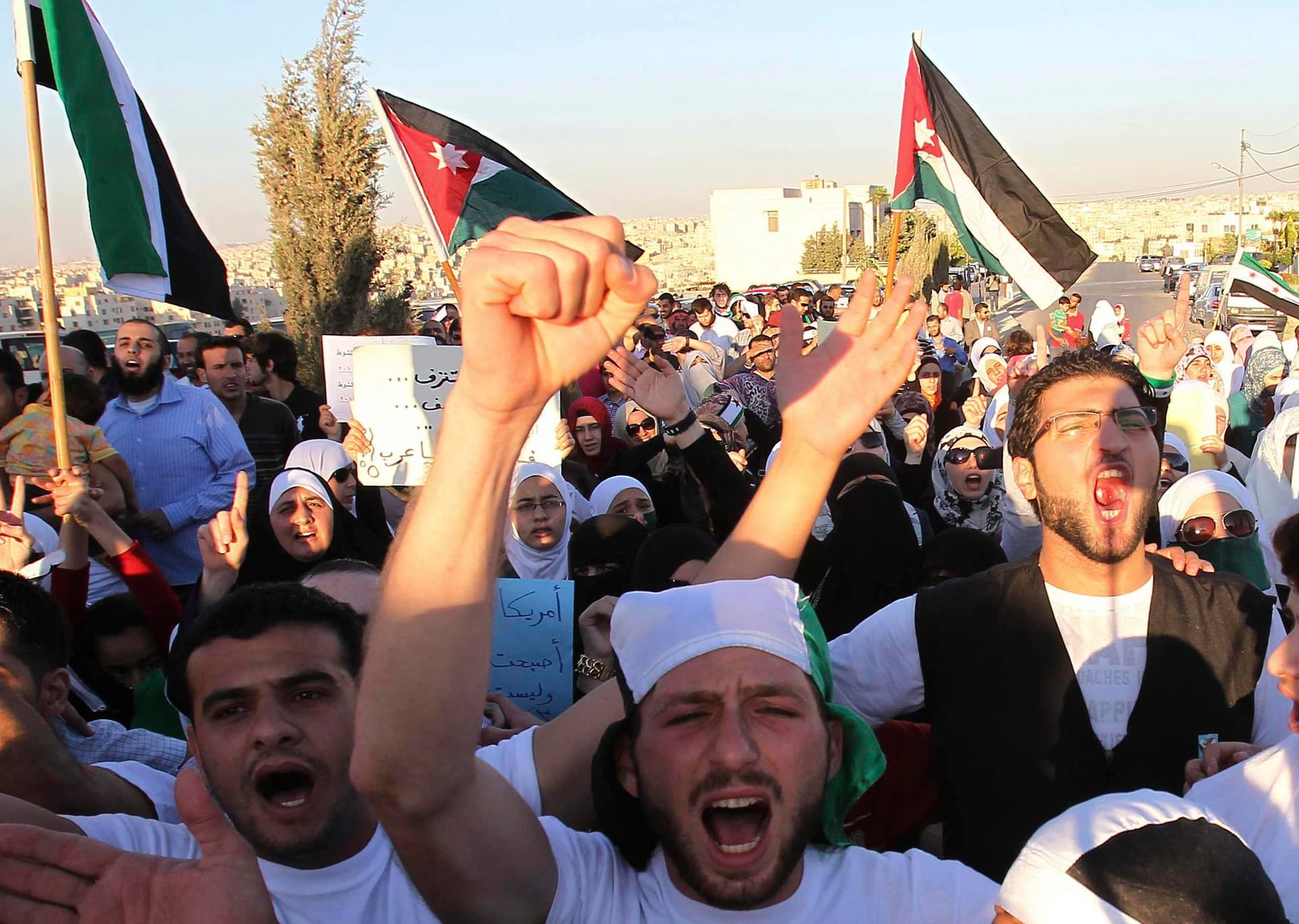 دعوة إلى صلاة الغائب على "شهداء الحولة" في مساجد سوريا غدا