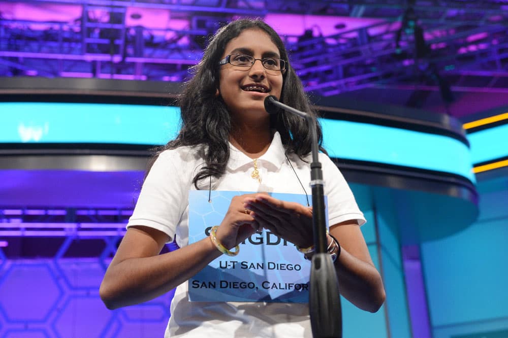 فوز الفتاة في مسابقة التهجئه في الولايات المتحدة الأمريكية ميريلاند