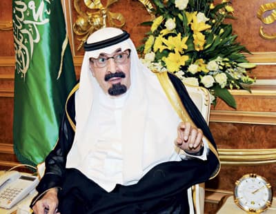 الملك للسفراء: سنعرف مَنْ منكم سيغلق مكتبه