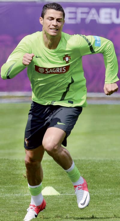 رونالدو أغلى لاعب في «يورو 2012»