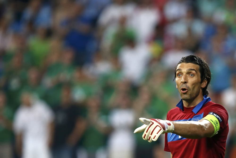 إيطاليا وأسبانيا إلى دور الثمانية في يورو 2012