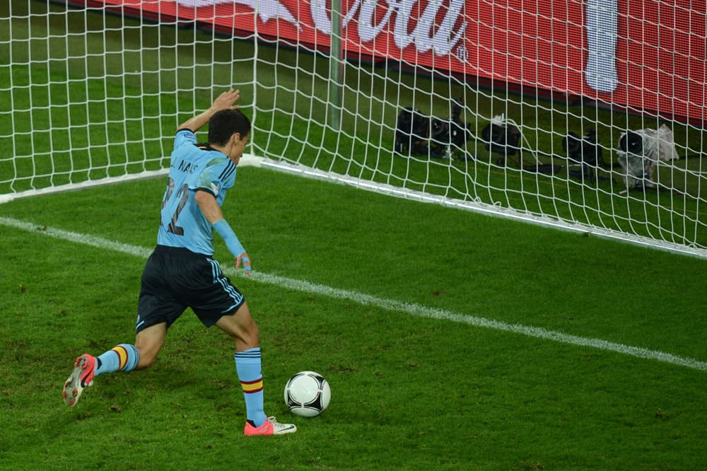 إيطاليا وأسبانيا إلى دور الثمانية في يورو 2012