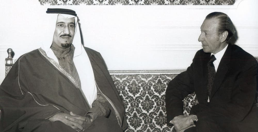 الأمير سلمان رجل العلاقات الخارجية