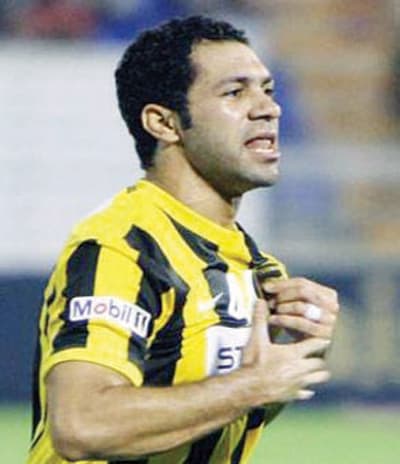 عبد ربه يقبل بالنصر.. و20 يوما تعطل التوقيع
