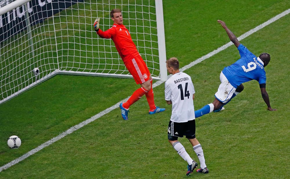 إيطاليا تهزم ألمانيا بالتخصص وتباري أسبانيا على لقب يورو 2012