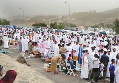 أمانة عسير تهيئ السوق الرمضانية  بـ 120 بسطة