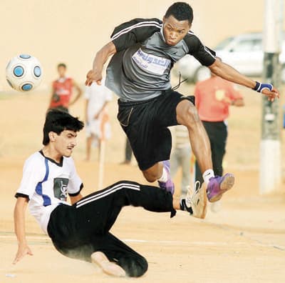 الحواري .. «داء» النجوم